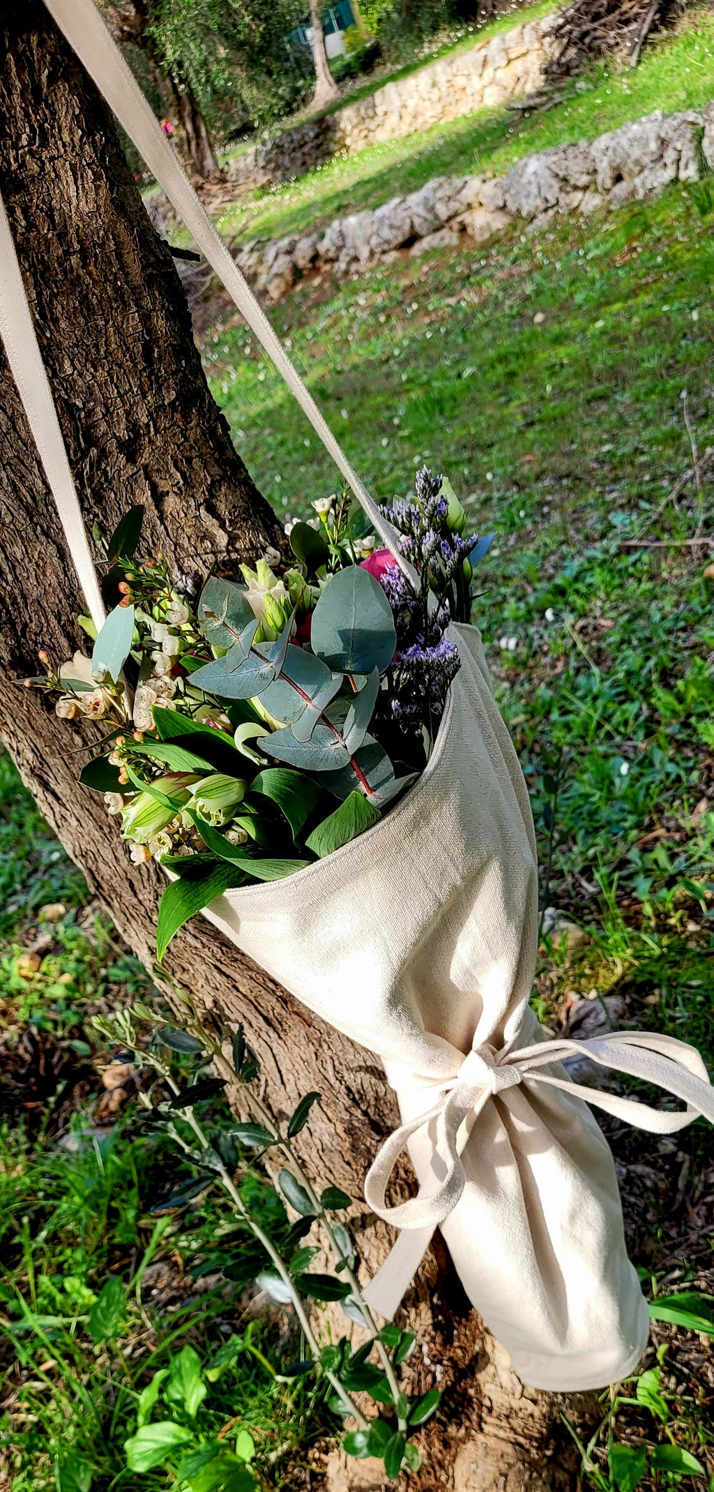 Découvrez le charme du sac à fleurs réutilisable en coton ! ✨