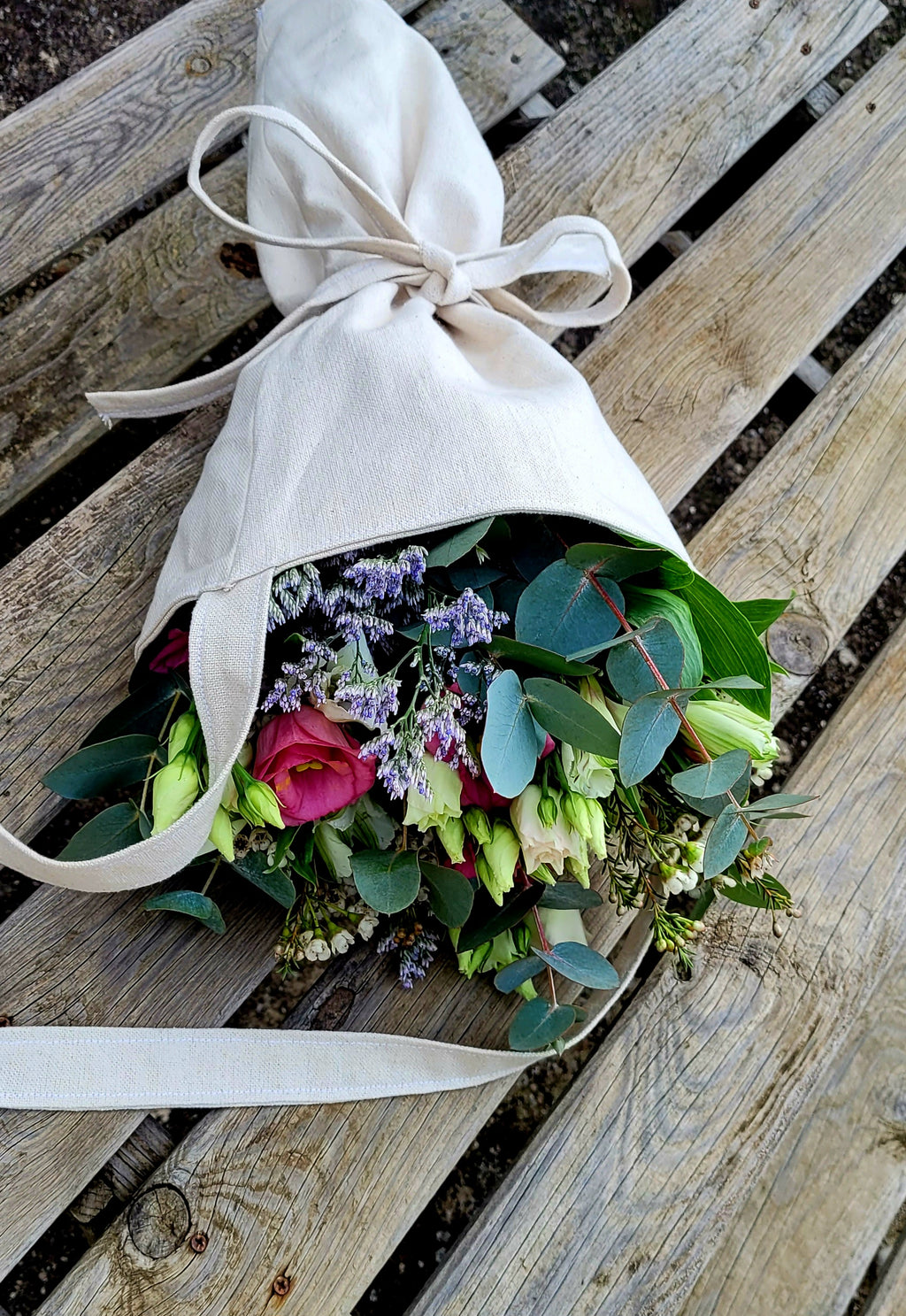 Découvrez le charme du sac à fleurs réutilisable en coton ! ✨